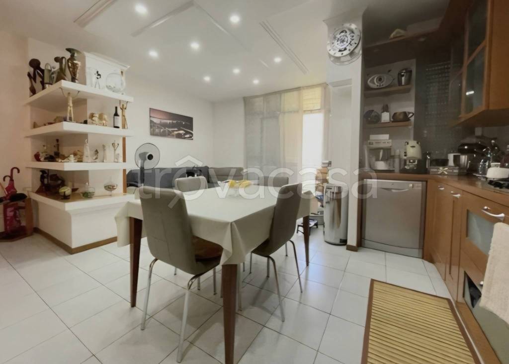 appartamento in vendita a Civitella in Val di Chiana in zona Badia al Pino