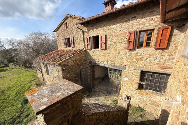 casa indipendente in vendita a Civitella in Val di Chiana