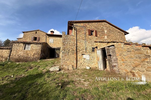 casa indipendente in vendita a Civitella in Val di Chiana in zona Cornia
