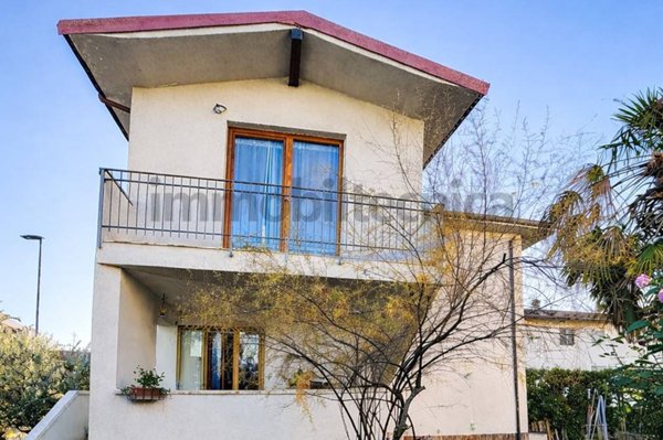 casa indipendente in vendita a Civitella in Val di Chiana in zona Badia al Pino