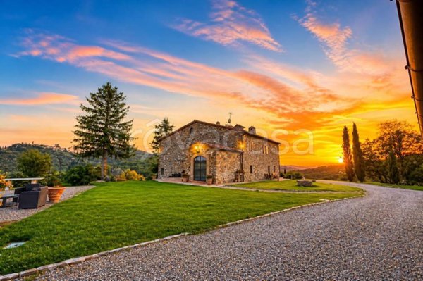 casa indipendente in vendita a Civitella in Val di Chiana in zona Oliveto