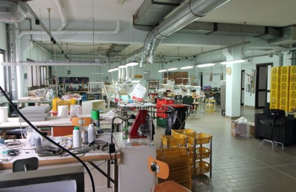 negozio in vendita a Civitella in Val di Chiana in zona Tegoleto