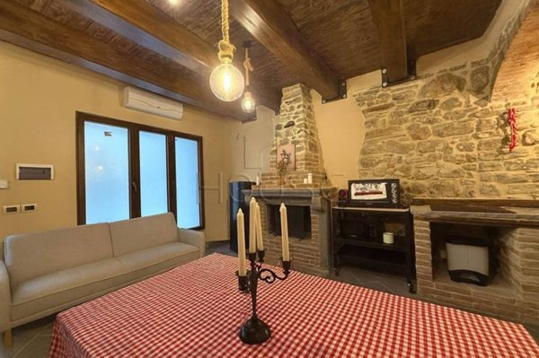 appartamento in vendita a Civitella in Val di Chiana in zona Ciggiano