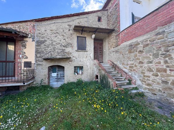 casa indipendente in vendita a Civitella in Val di Chiana in zona Ciggiano