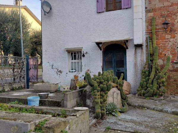 appartamento in vendita a Civitella in Val di Chiana in zona Albergo