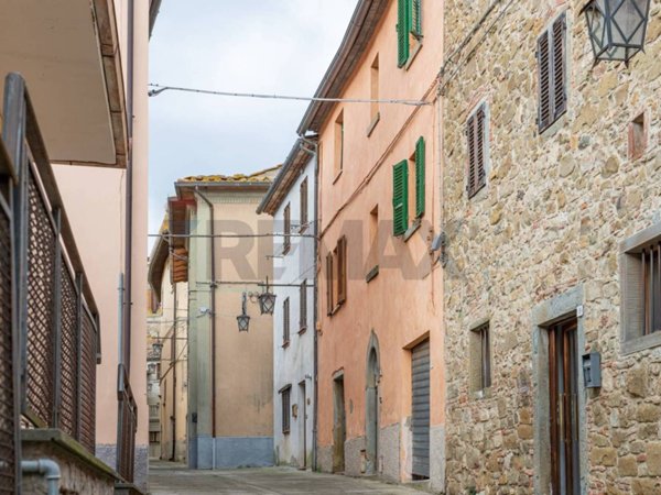 casa indipendente in vendita a Civitella in Val di Chiana in zona Badia al Pino