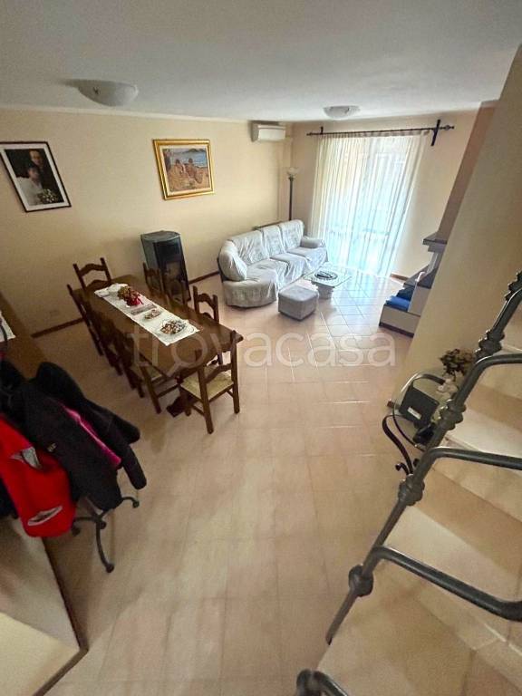casa indipendente in vendita a Civitella in Val di Chiana in zona Viciomaggio