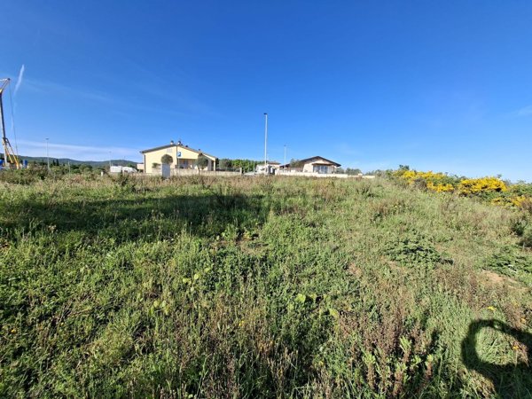 terreno edificabile in vendita a Civitella in Val di Chiana
