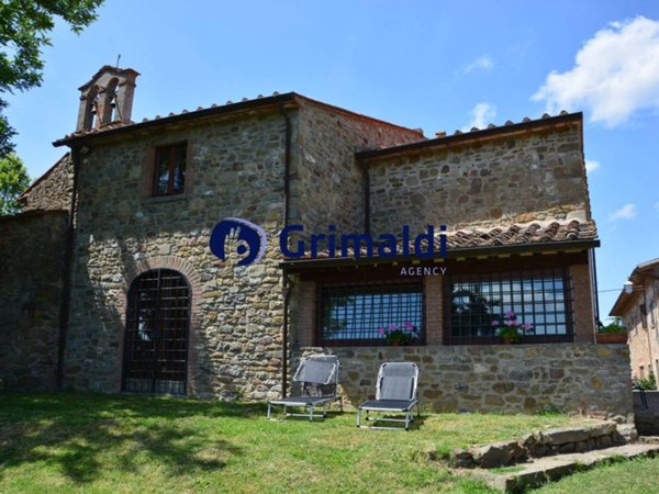 casa indipendente in vendita a Civitella in Val di Chiana in zona Oliveto