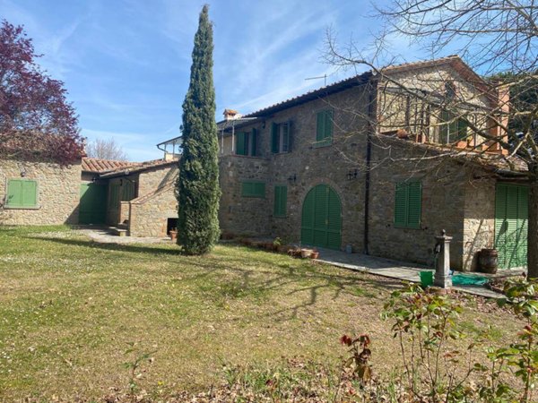 casa indipendente in vendita a Cortona in zona Casale