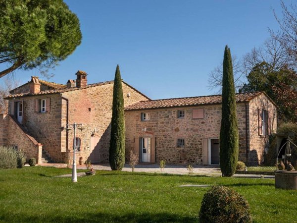 casa indipendente in vendita a Cortona in zona Casale