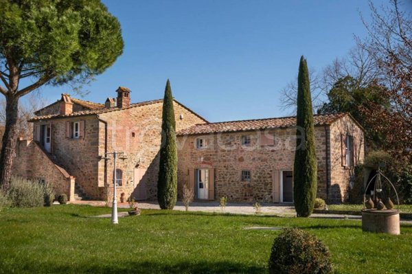 casa indipendente in vendita a Cortona in zona Casale