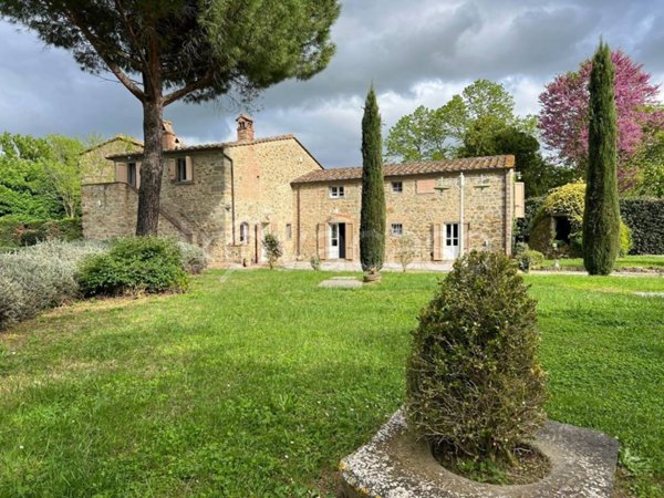 casa indipendente in vendita a Cortona in zona Casale