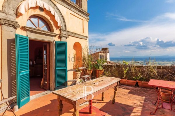 appartamento in vendita a Cortona