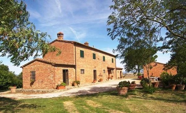 casa indipendente in vendita a Cortona in zona Casale