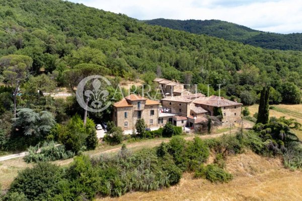 villa in vendita a Cortona in zona Pierle