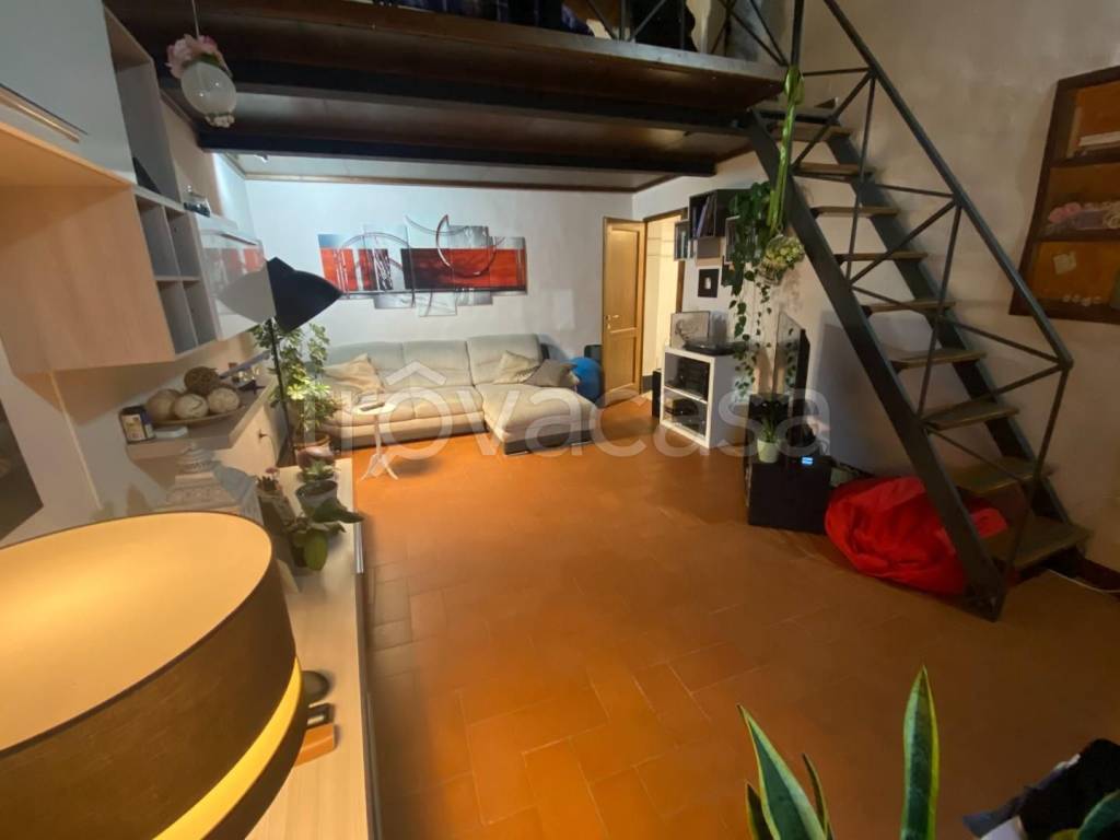 appartamento in vendita a Cortona in zona Montecchio