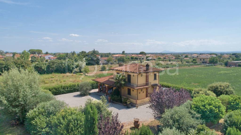 casa indipendente in vendita a Cortona in zona Casale