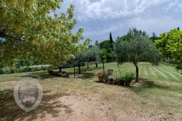 casa indipendente in vendita a Cortona in zona Casale