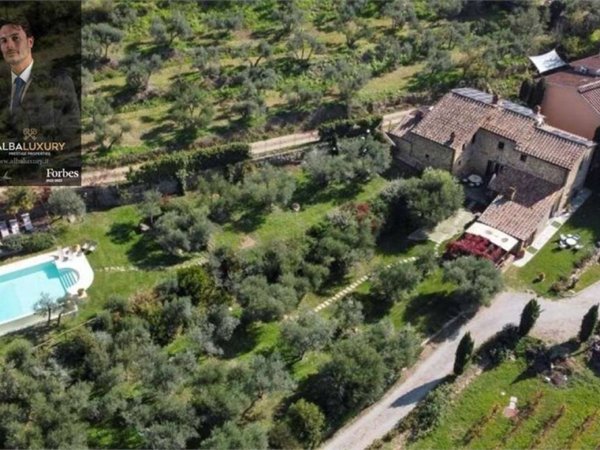 casa indipendente in vendita a Cortona in zona Casale