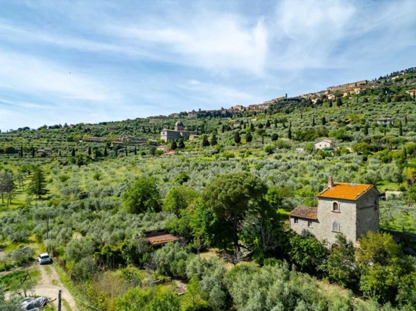 casa indipendente in vendita a Cortona in zona Casale