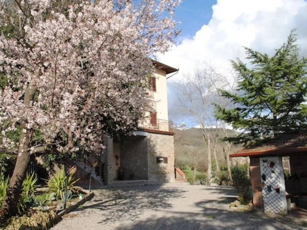 appartamento in vendita a Cortona in zona Terontola