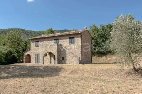 casa indipendente in vendita a Cortona in zona Casale