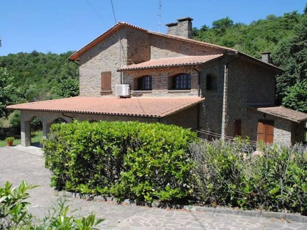 casa indipendente in vendita a Cortona in zona Casale