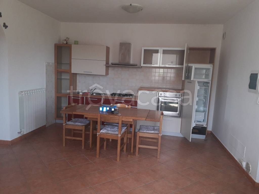 appartamento in vendita a Cortona in zona Pietraia