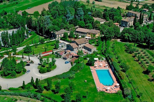 negozio in vendita a Cortona