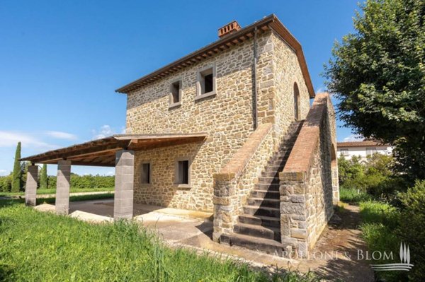 casa indipendente in vendita a Cortona in zona Casale