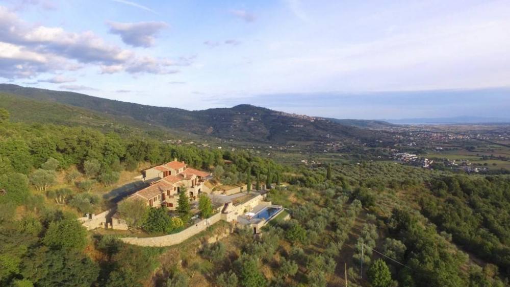 casa indipendente in vendita a Cortona in zona Casale