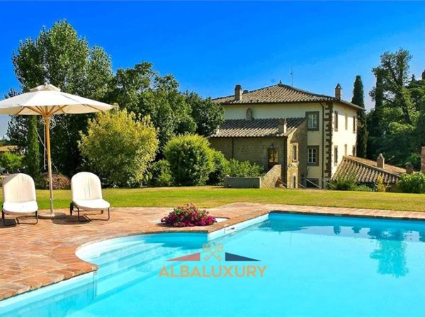 villa in vendita a Cortona