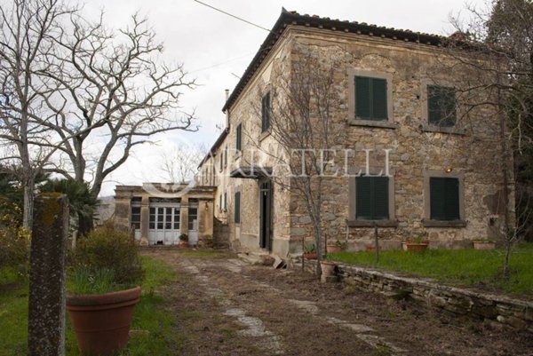 casa indipendente in vendita a Cortona in zona Casale