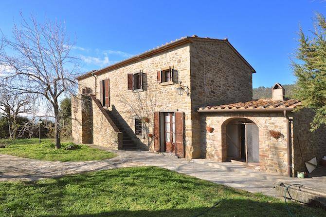 casa indipendente in vendita a Cortona in zona Casale