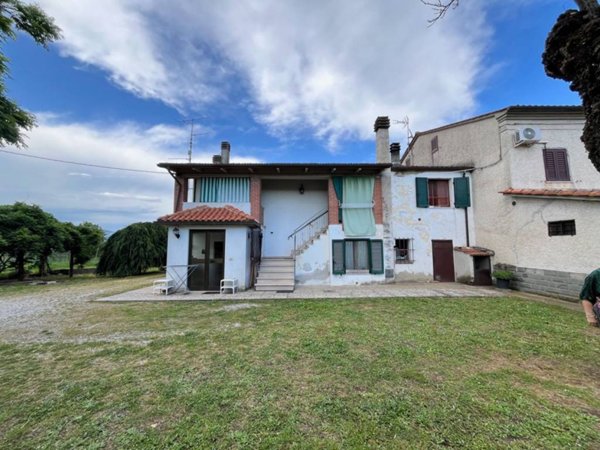 casa indipendente in vendita a Cortona in zona Pietraia