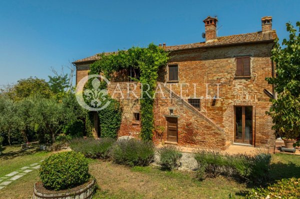 casa indipendente in vendita a Cortona in zona Casale