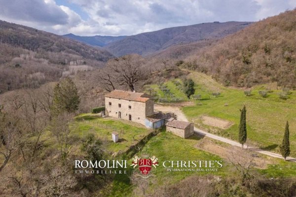 casa indipendente in vendita a Cortona in zona Casale