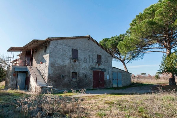 casa indipendente in vendita a Cortona in zona Casale