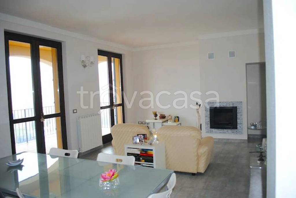 appartamento in vendita a Cortona in zona Fratta