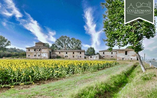 villa in vendita a Cortona
