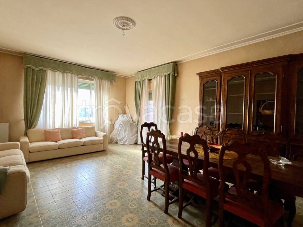 appartamento in vendita a Cortona in zona Camucia