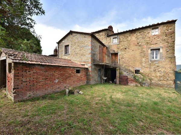 casa indipendente in vendita a Cortona in zona Casale