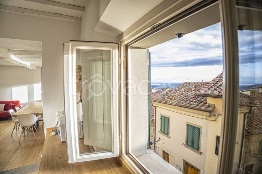 appartamento in vendita a Cortona