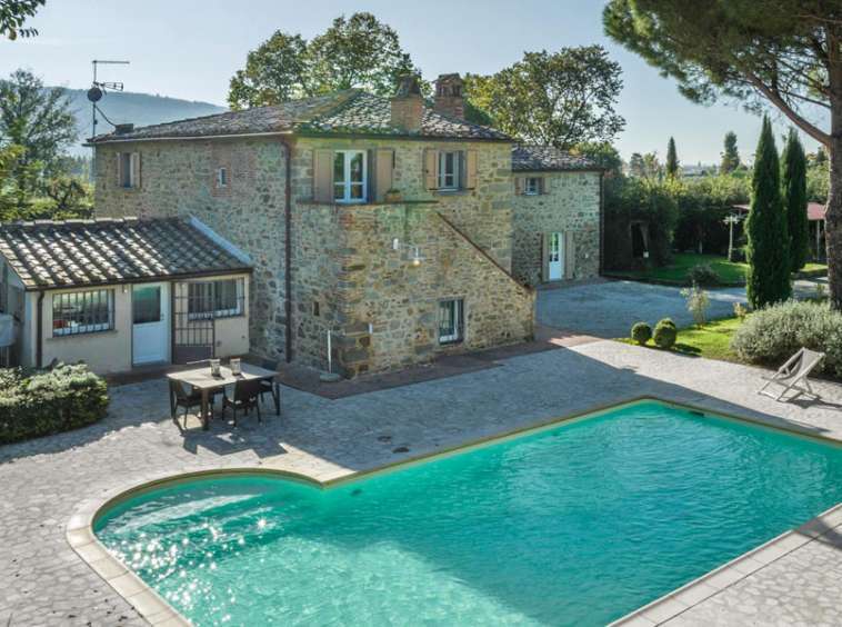 casa indipendente in vendita a Cortona in zona Casale