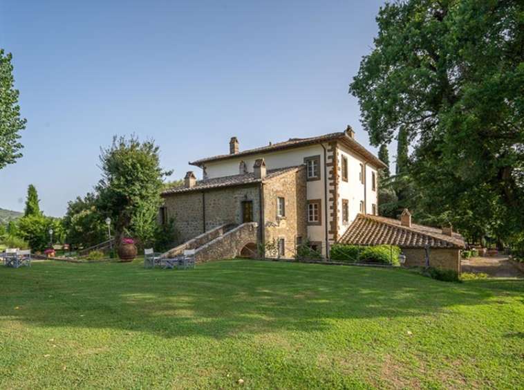 villa in vendita a Cortona