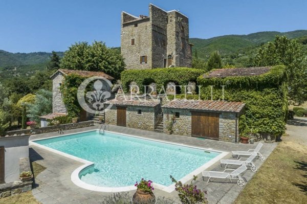 casa indipendente in vendita a Cortona in zona Casale