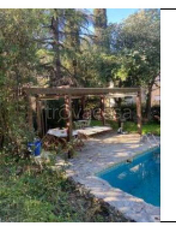 appartamento in vendita a Cortona in zona Camucia