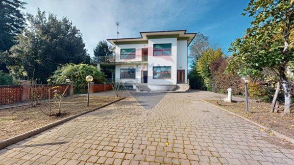 casa indipendente in vendita a Cortona in zona Mercatale