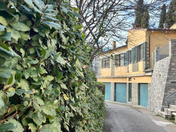 casa indipendente in vendita a Cortona in zona Adatti